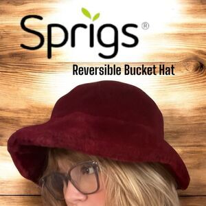 Sprigs Ruby Black Reversible Bucket Hat Faux Fur Sherpa Winter